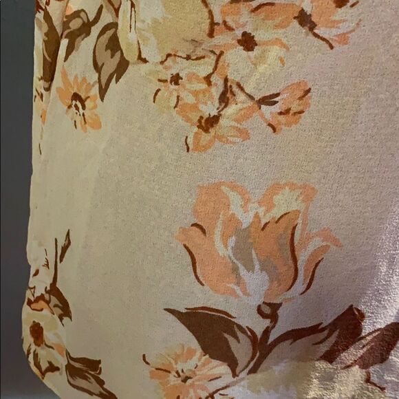 Banana Republic sheer floral silk sequined top, 4 - Picture 5 of 6